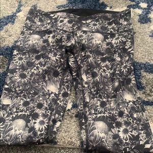 Lululemon flower print full length leggings